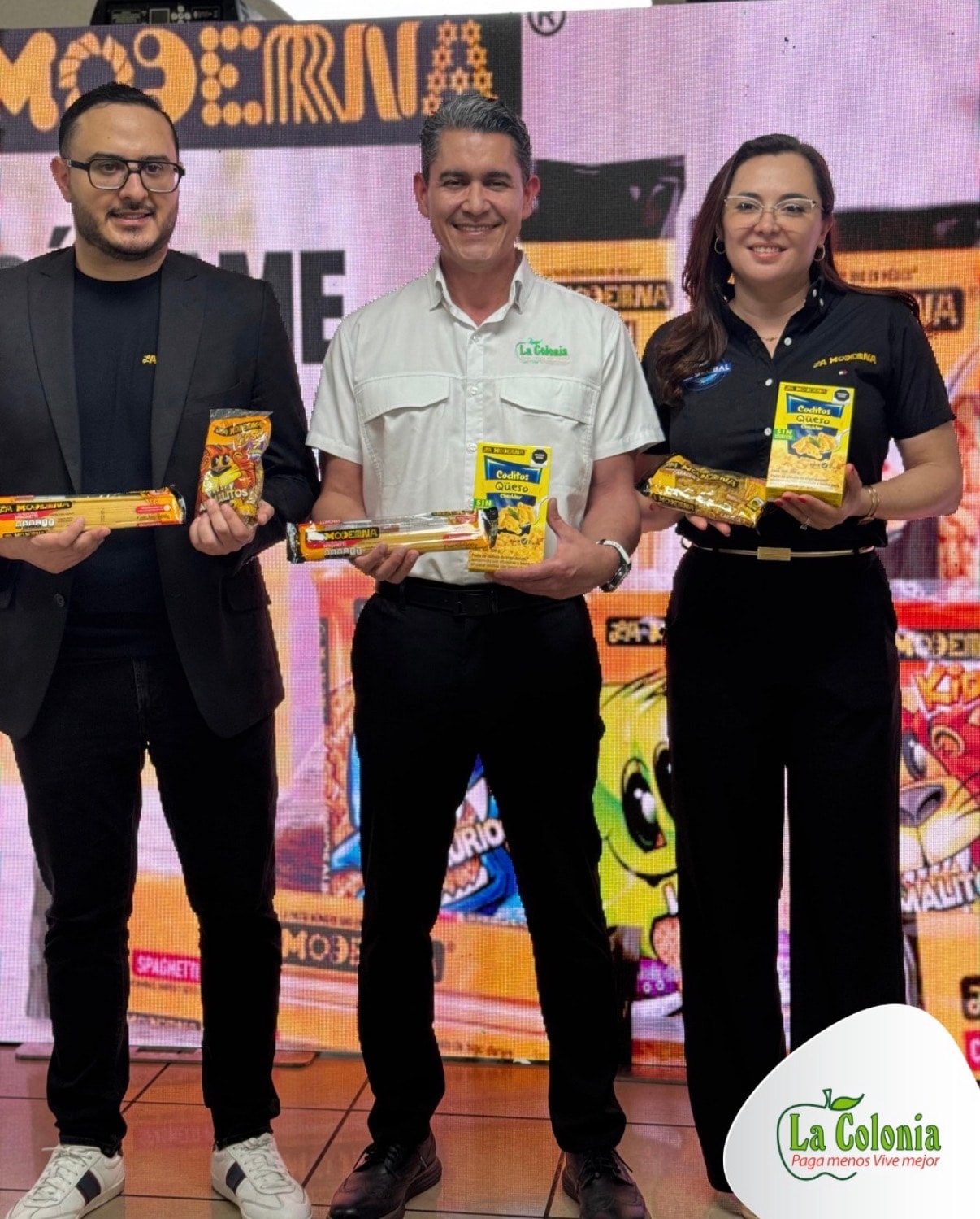 Evento de lanzamiento La Moderna en Supermercados La Colonia